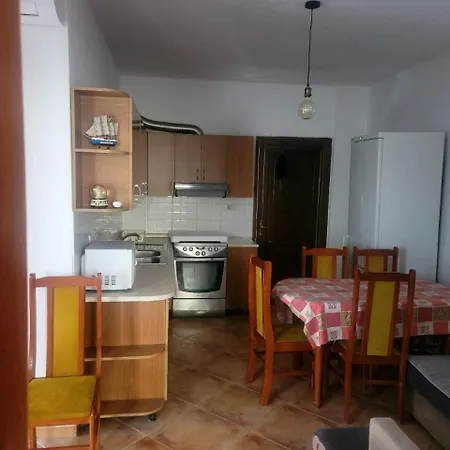 Summer Apartment! * ドゥラス